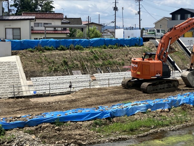 護岸ブロック積み